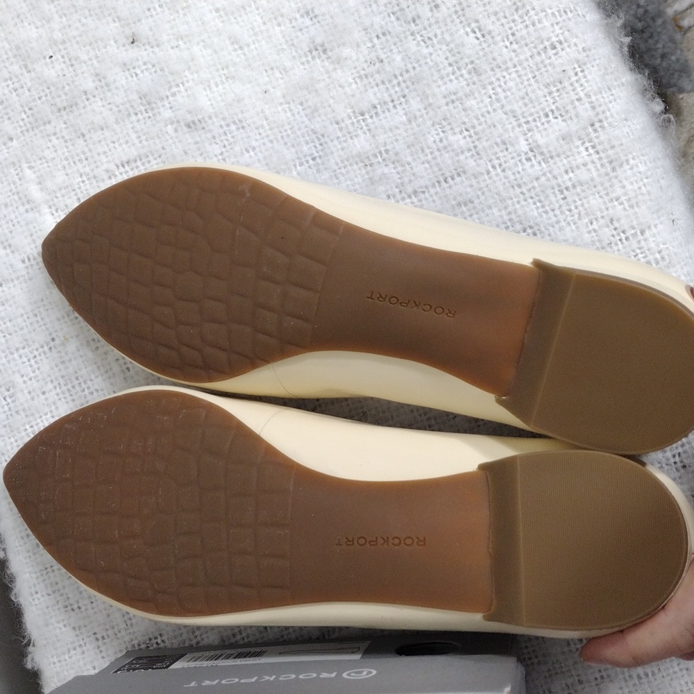 NWOT Rockport Ashika Scooped ballet flat size 10.5M  in beige - Picture 6 of 14